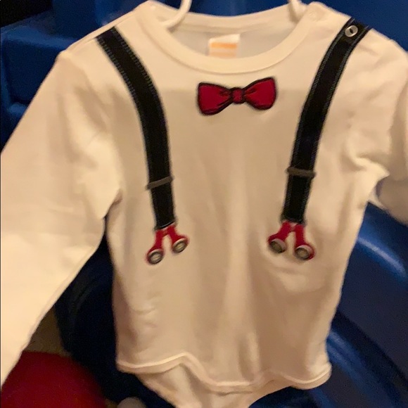 Gymboree Other - NWOT Gymboree size 18-24 month long sleeves onesie